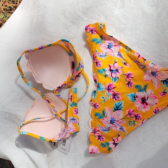 Swim - Picture 2 of 3